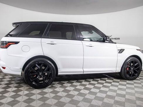 Used 2022 Land Rover Range Rover Sport SVR image 5