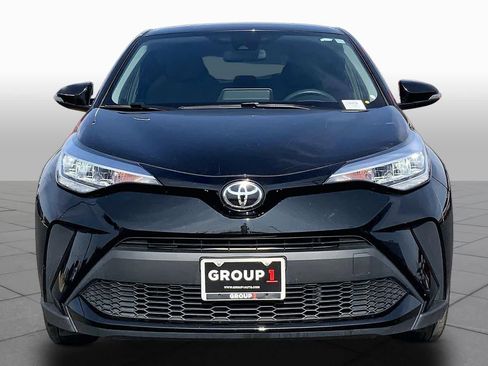 Used 2020 Toyota C-HR LE FWD image 4