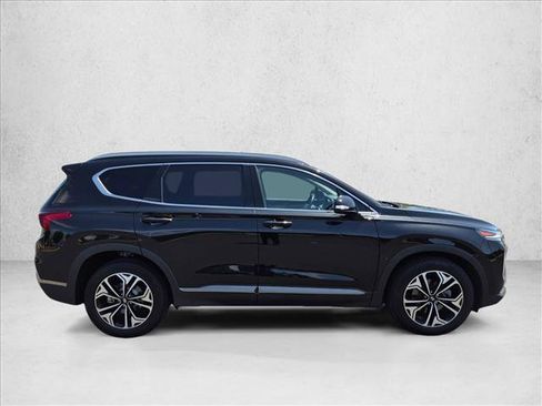 Used 2019 Hyundai Santa Fe FWD w/ Cargo Package image 4