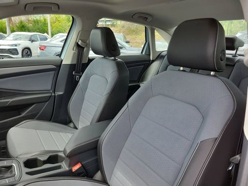 New 2026 Volkswagen Jetta SE image 15