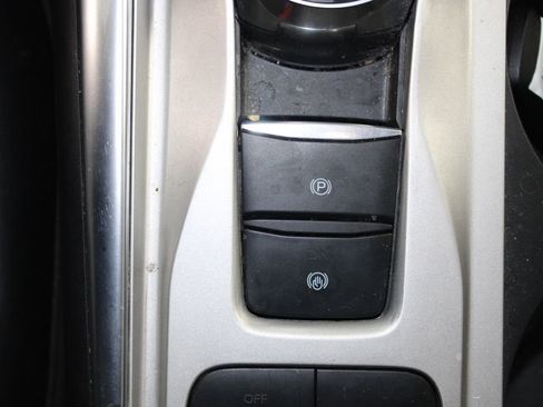 Used 2023 Ford Explorer XLT w/ Equipment Group 202A image 31