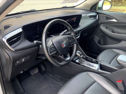 Used 2024 Buick Encore GX Sport Touring image 14