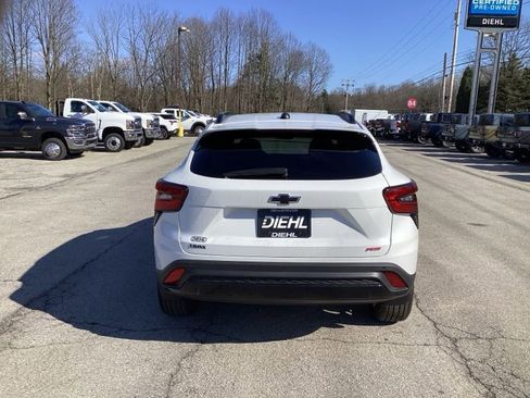 New 2026 Chevrolet Trax RS w/ Sunroof Package image 6