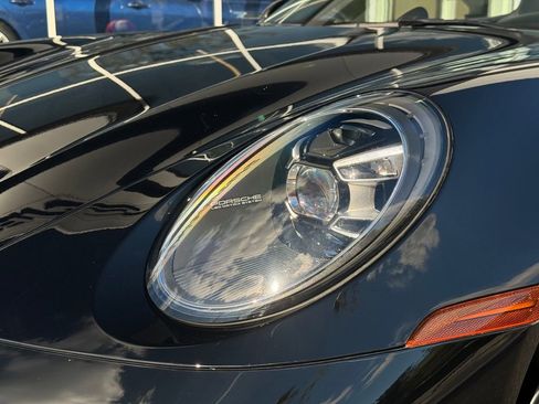 Used 2021 Porsche 911 Turbo S image 15