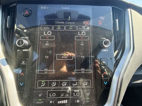 Certified 2025 Subaru Outback Premium image 18