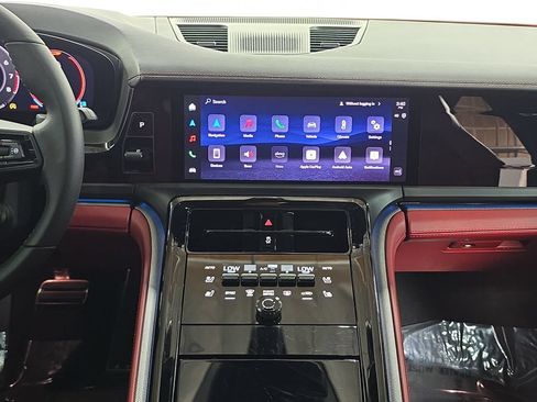 Certified 2026 Porsche Panamera RWD image 16