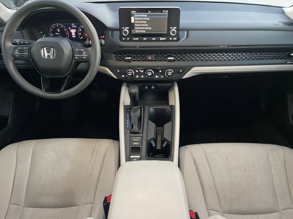 Certified 2024 Honda Accord EX image 29