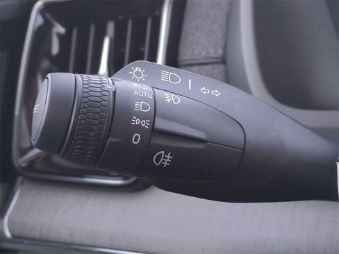 New 2026 Volvo XC90 B6 Ultra w/ Protection Package Premier image 26