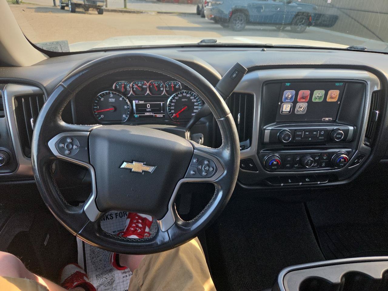 Used 2014 Chevrolet Silverado 1500 LT w/ LT Convenience Package AWD/4WD image 8