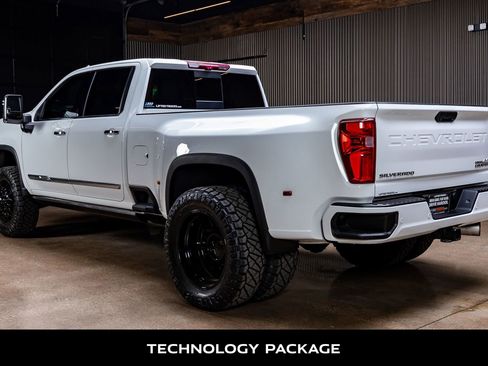 Used 2024 Chevrolet Silverado 3500 High Country w/ High Country Premium Package image 7