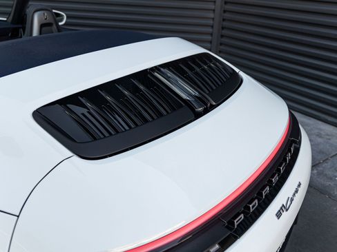 Certified 2026 Porsche 911 Carrera image 31