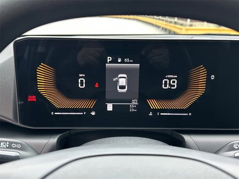 New 2025 Kia K4 LXS image 18