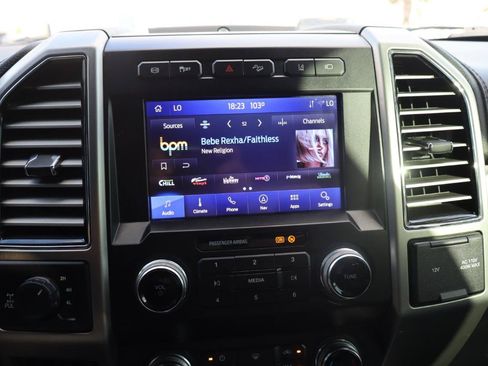 Used 2021 Ford F250 Platinum w/ FX4 Off-Road Package AWD/4WD image 25