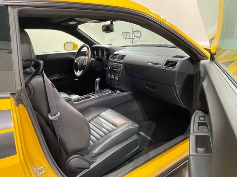 Used 2012 Dodge Challenger R/T RWD image 75