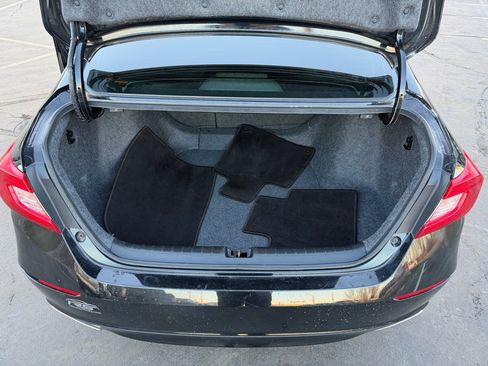 Used 2018 Honda Accord Sport image 66