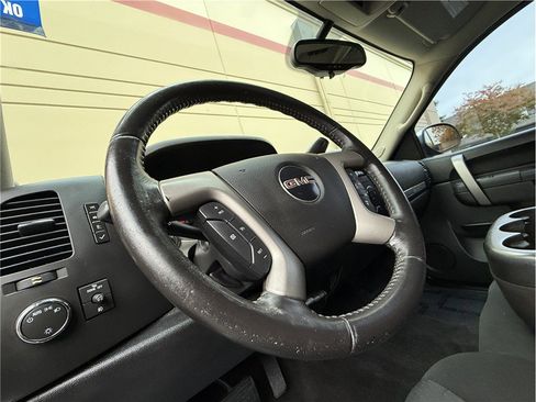 Used 2011 GMC Sierra 1500 SLE w/ Power Tech Package image 9