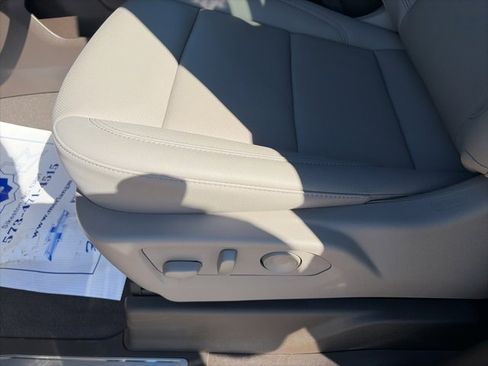 New 2026 GMC Sierra 1500 SLT w/ SLT Premium Plus Package image 18