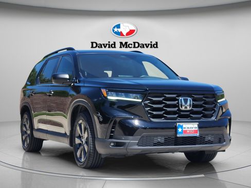 Certified 2025 Honda Pilot Sport image 7