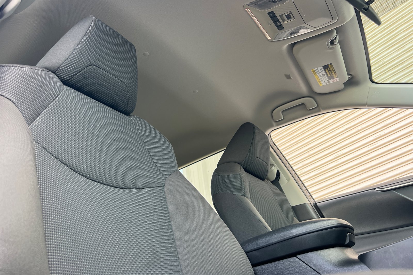 Certified 2023 Toyota RAV4 LE AWD/4WD image 17