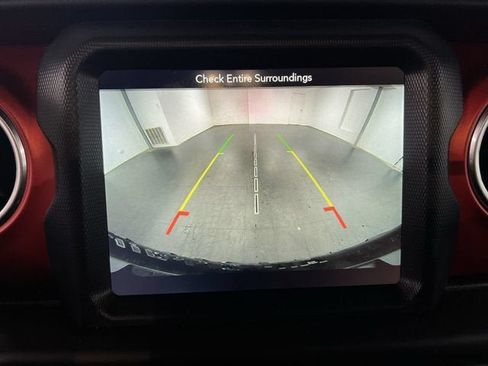Used 2019 Jeep Wrangler Unlimited Rubicon w/ Dual Top Group AWD/4WD image 15