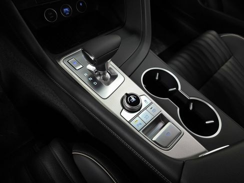 New 2026 Genesis G70 2.5T Prestige image 26