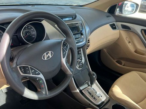 Used 2013 Hyundai Elantra GLS w/ Preferred Pkg FWD image 8