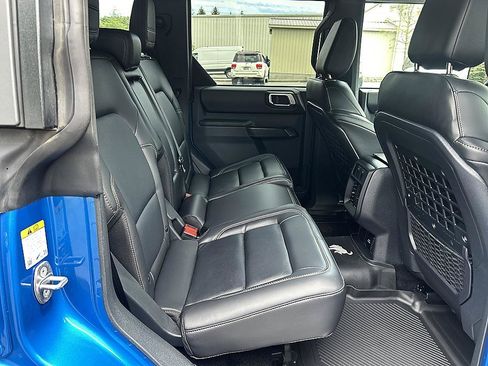 Used 2025 Ford Bronco Badlands AWD/4WD image 22