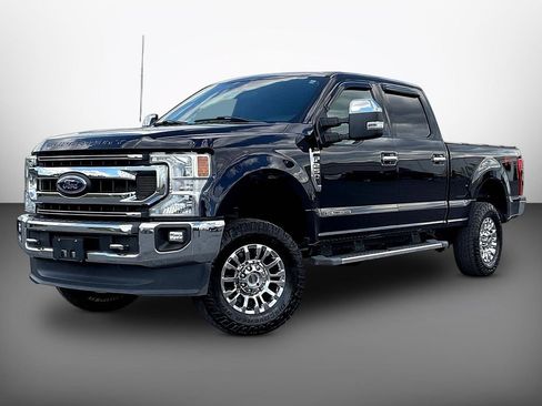 Used 2021 Ford F250 XLT w/ XLT Premium Package AWD/4WD image 3