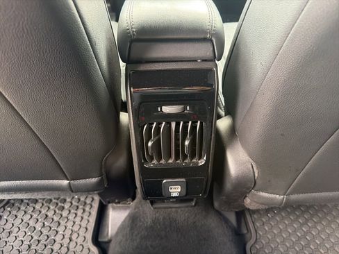 Used 2025 Jeep Compass Trailhawk AWD/4WD image 18
