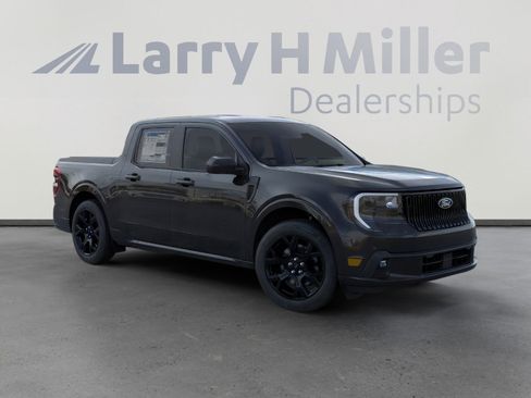 New 2025 Ford Maverick Lobo image 7
