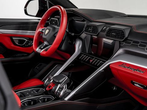 Used 2019 Lamborghini Urus image 38