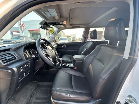 Used 2024 Toyota 4Runner TRD Off-Road Premium w/ Off Road Premium Plus Package AWD/4WD image 18