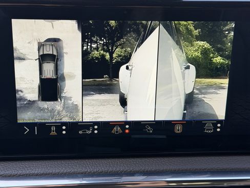 Used 2024 GMC Sierra 3500 Denali w/ Denali Reserve Package AWD/4WD image 33