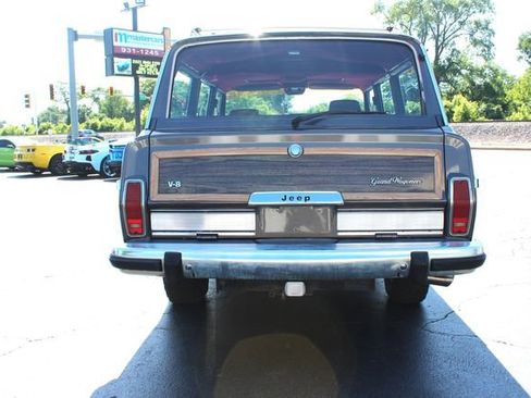 Used 1990 Jeep Grand Wagoneer AWD/4WD image 9