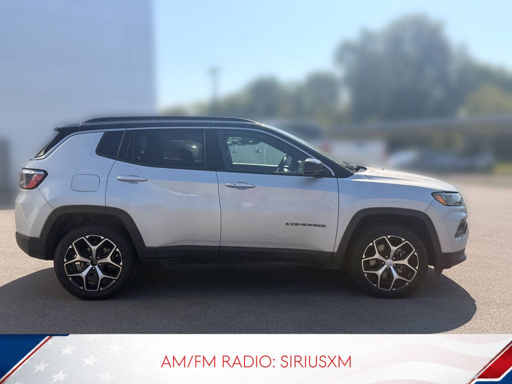 Used 2024 Jeep Compass Limited AWD/4WD image 2