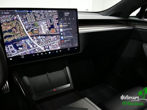 Used 2024 Tesla Model S AWD/4WD image 32