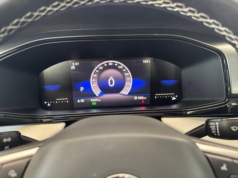 Used 2026 Volkswagen Taos S FWD image 14