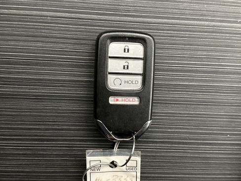 Used 2023 Honda Ridgeline Sport image 10
