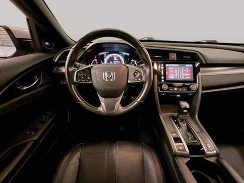 Used 2018 Honda Civic Sport Touring image 6