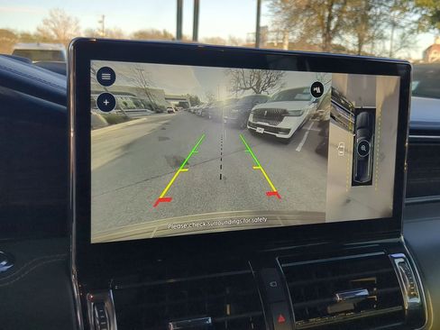 Used 2022 Lincoln Navigator L Black Label image 16