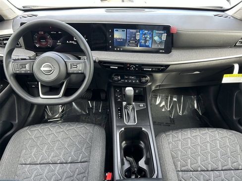 New 2026 Nissan Kicks SV image 17