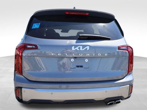 Used 2025 Kia Telluride S image 7