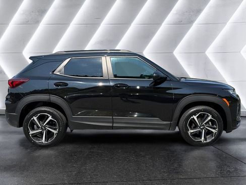 Used 2022 Chevrolet TrailBlazer RS w/ Technology Package AWD/4WD image 7
