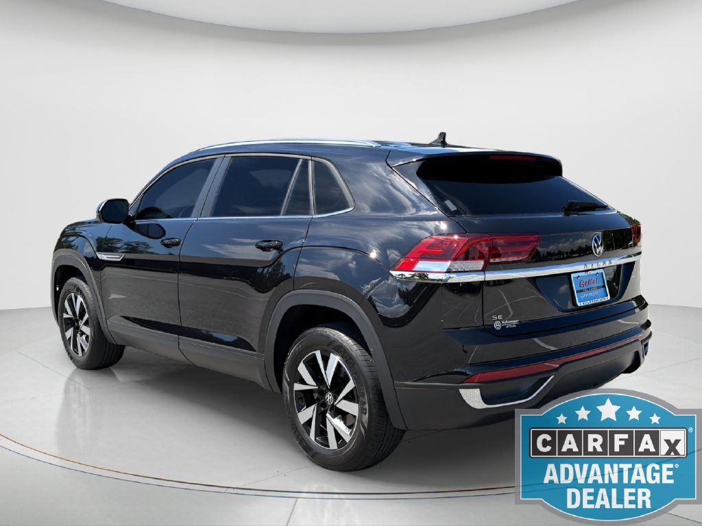 Used 2023 Volkswagen Atlas Cross Sport SE FWD image 7
