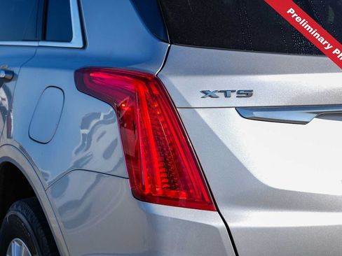 Used 2019 Cadillac XT5 FWD image 9