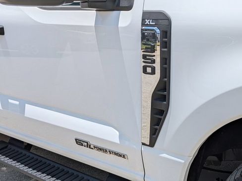 New 2024 Ford F350 XL w/ XL Chrome Package RWD image 13