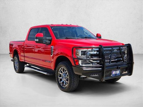 Used 2020 Ford F350 Lariat w/ Lariat Ultimate Package AWD/4WD image 3