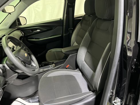 Used 2023 Chevrolet TrailBlazer LT image 17