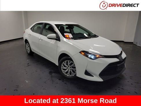 Used 2018 Toyota Corolla LE image 1