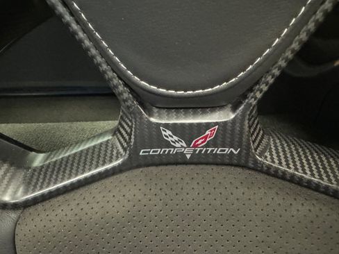 Used 2016 Chevrolet Corvette Z06 w/ 3LZ Preferred Equipment Group RWD image 17